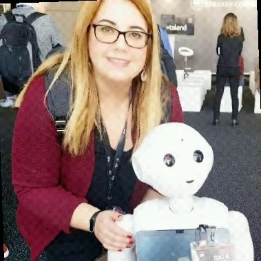 Noelia González. Divulgadora tecnológica especialista en IA